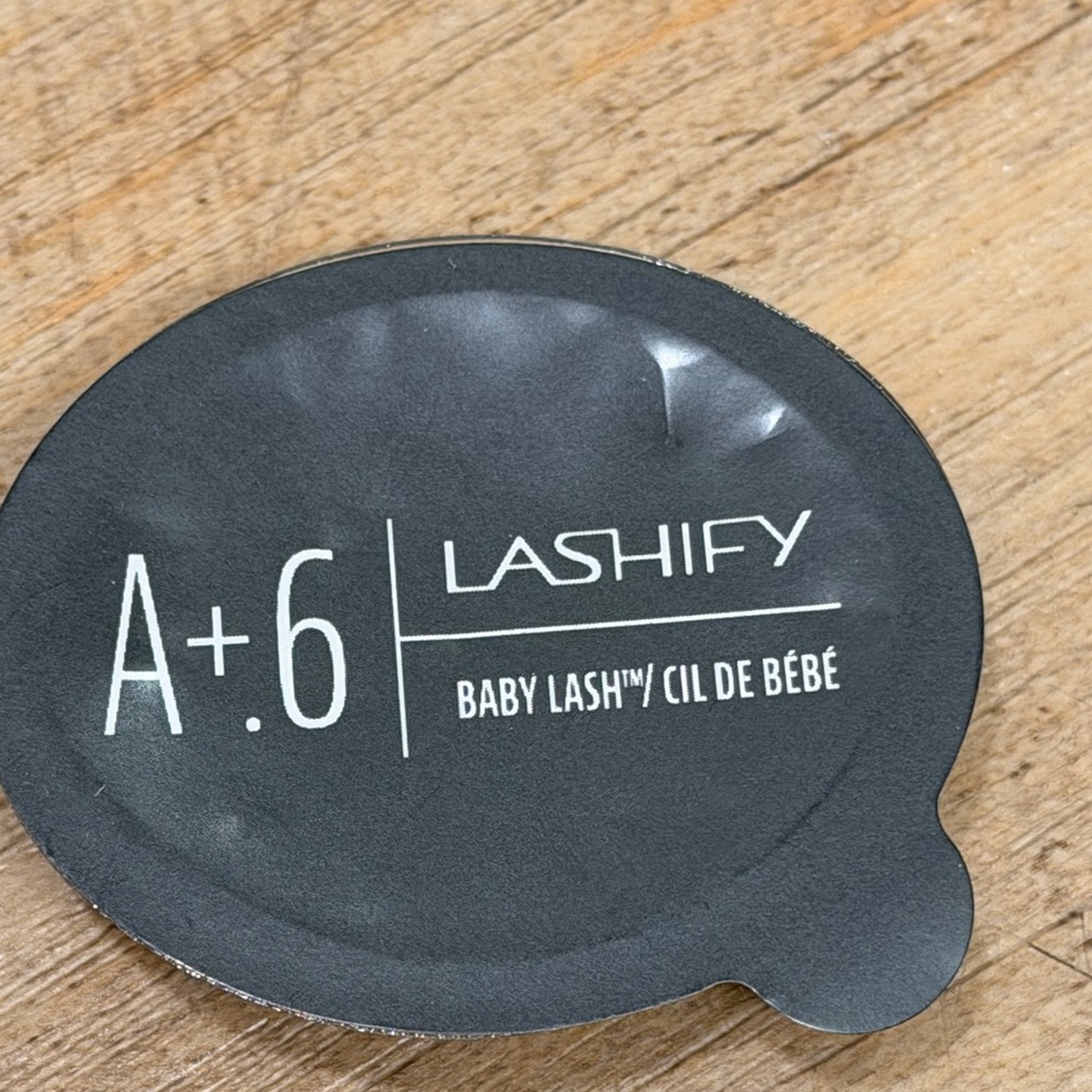 LASHIFY Black A+6 Baby Lash